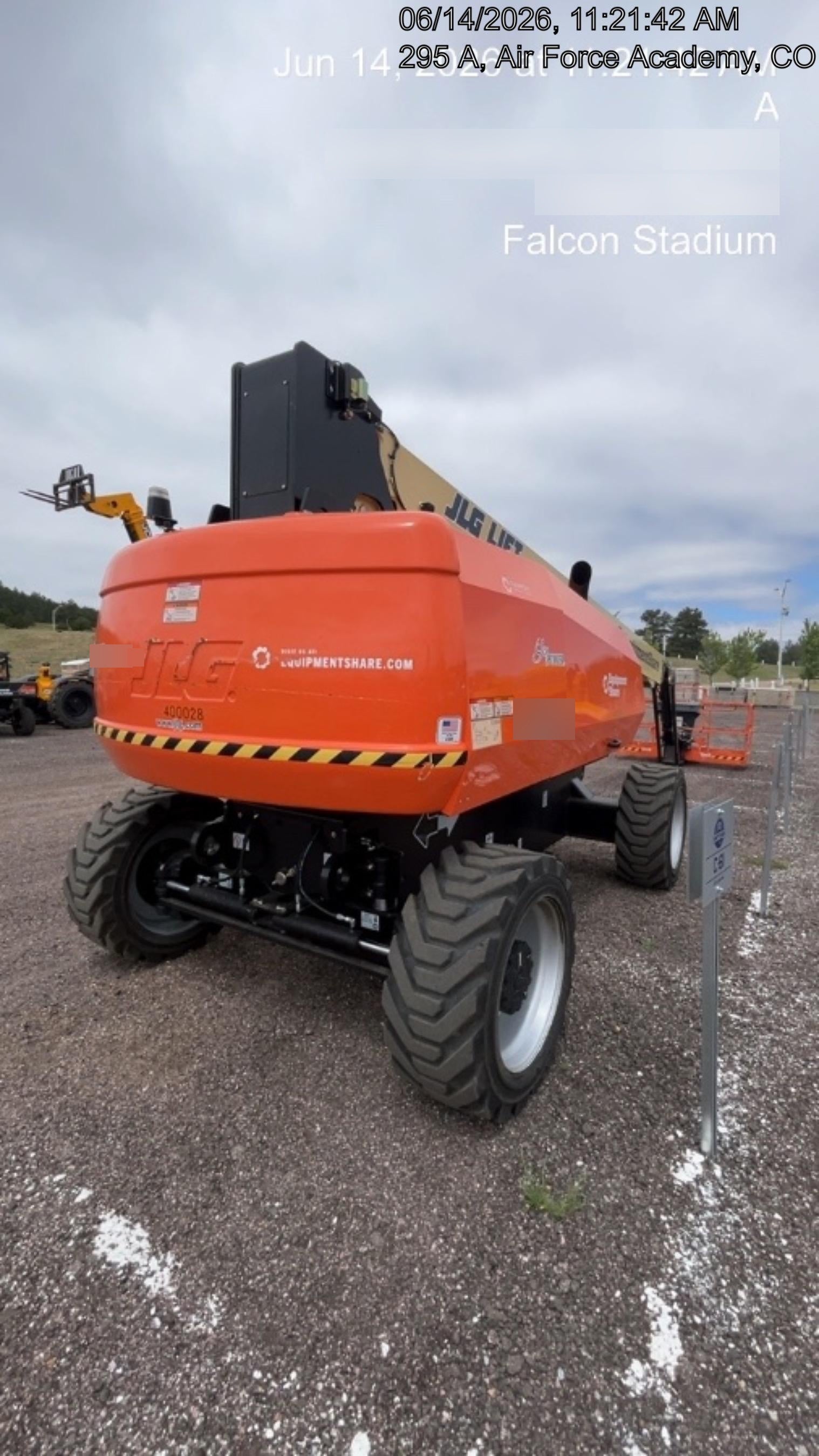 2024 JLG 860SJ