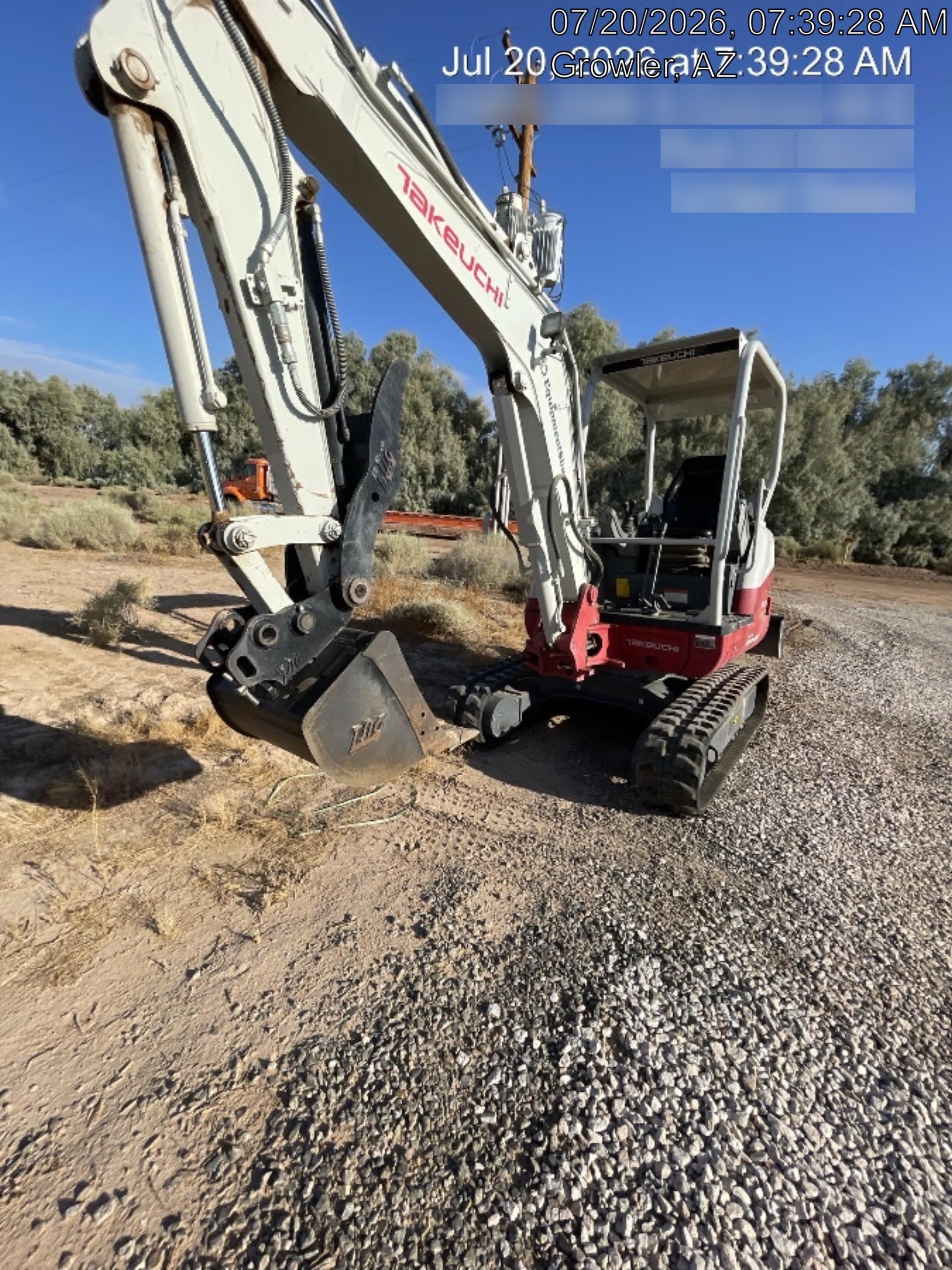 2025 TAKEUCHI TB235-2R