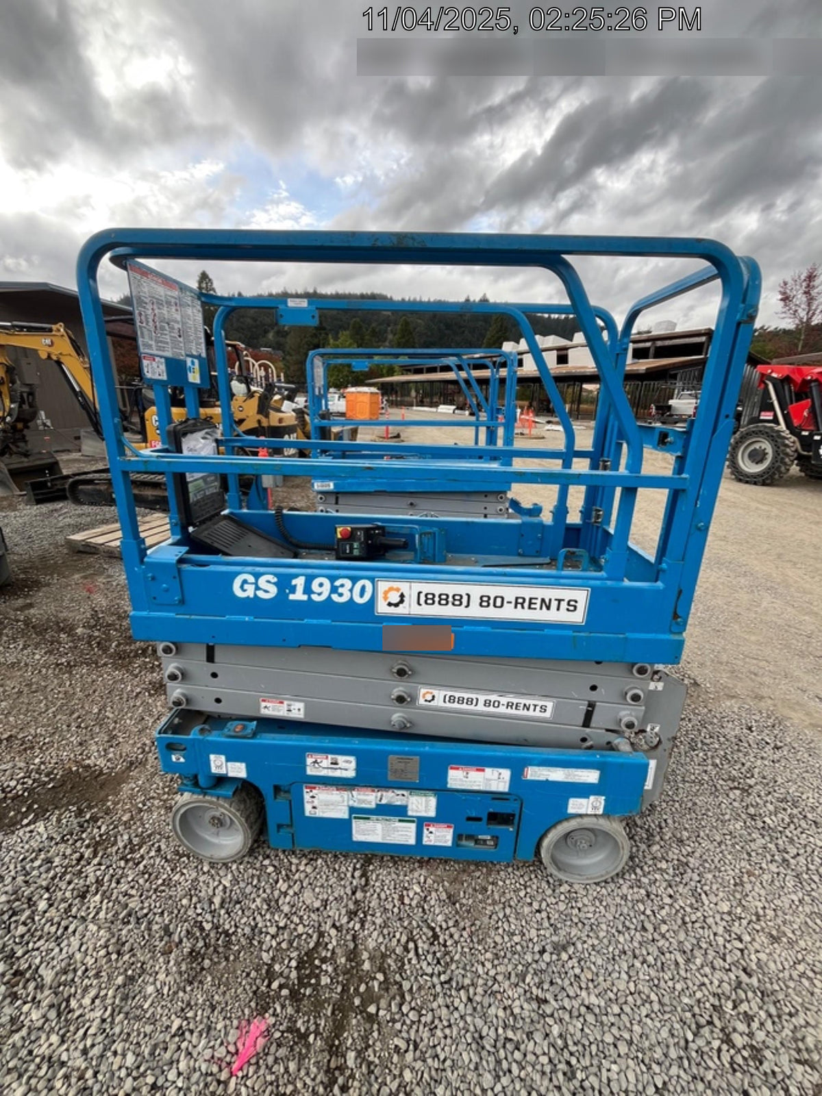 2019 Genie GS-1930 Half Height Swing Gate, 800W Inverter