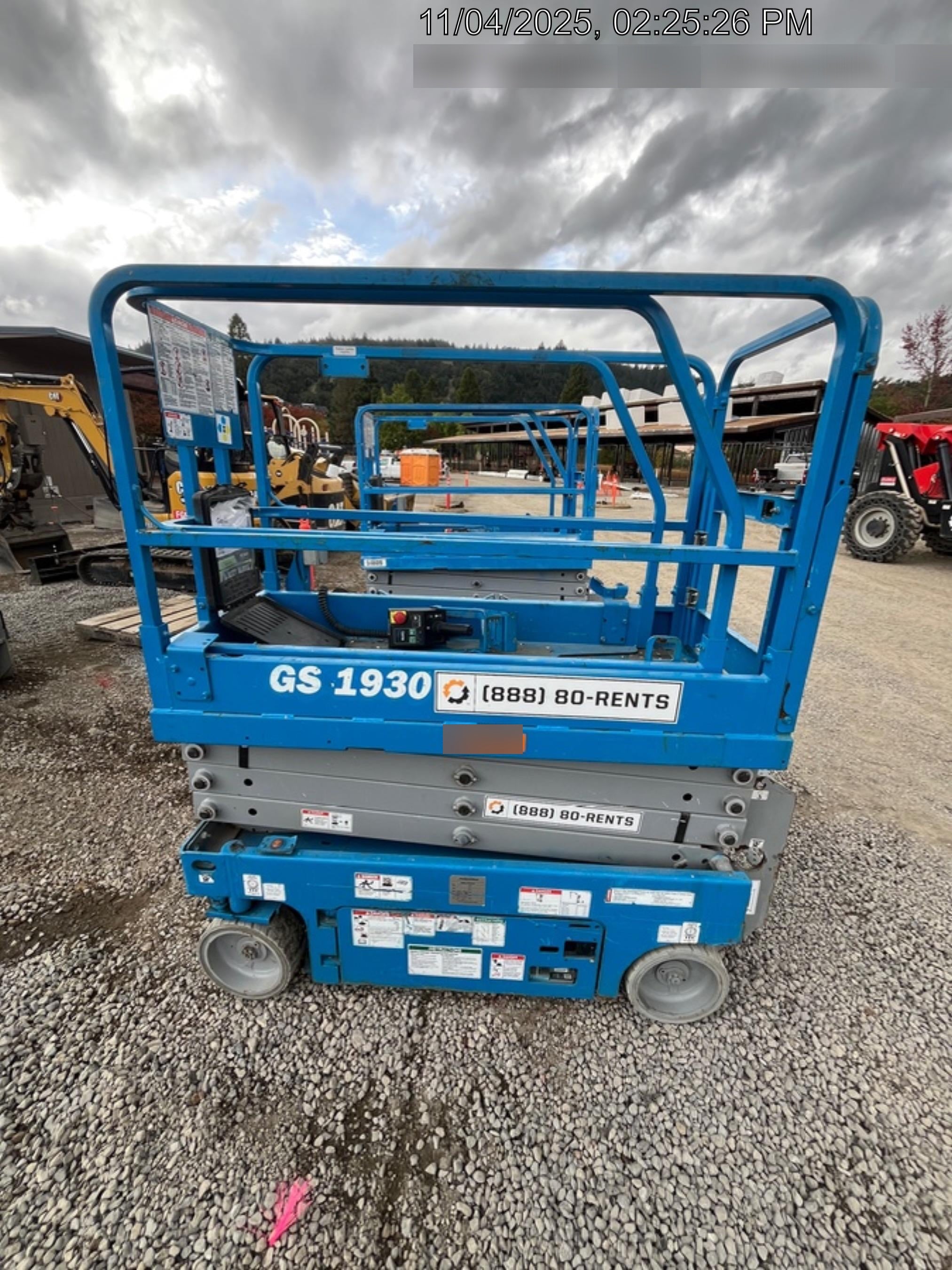 2019 Genie GS-1930 Half Height Swing Gate, 800W Inverter