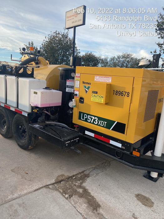 2021 Vac-Tron LP573XDT T4 Koehler Diesel Engine, 500 Gallon Debris Tank, x2 100 Gallon Water Tanks