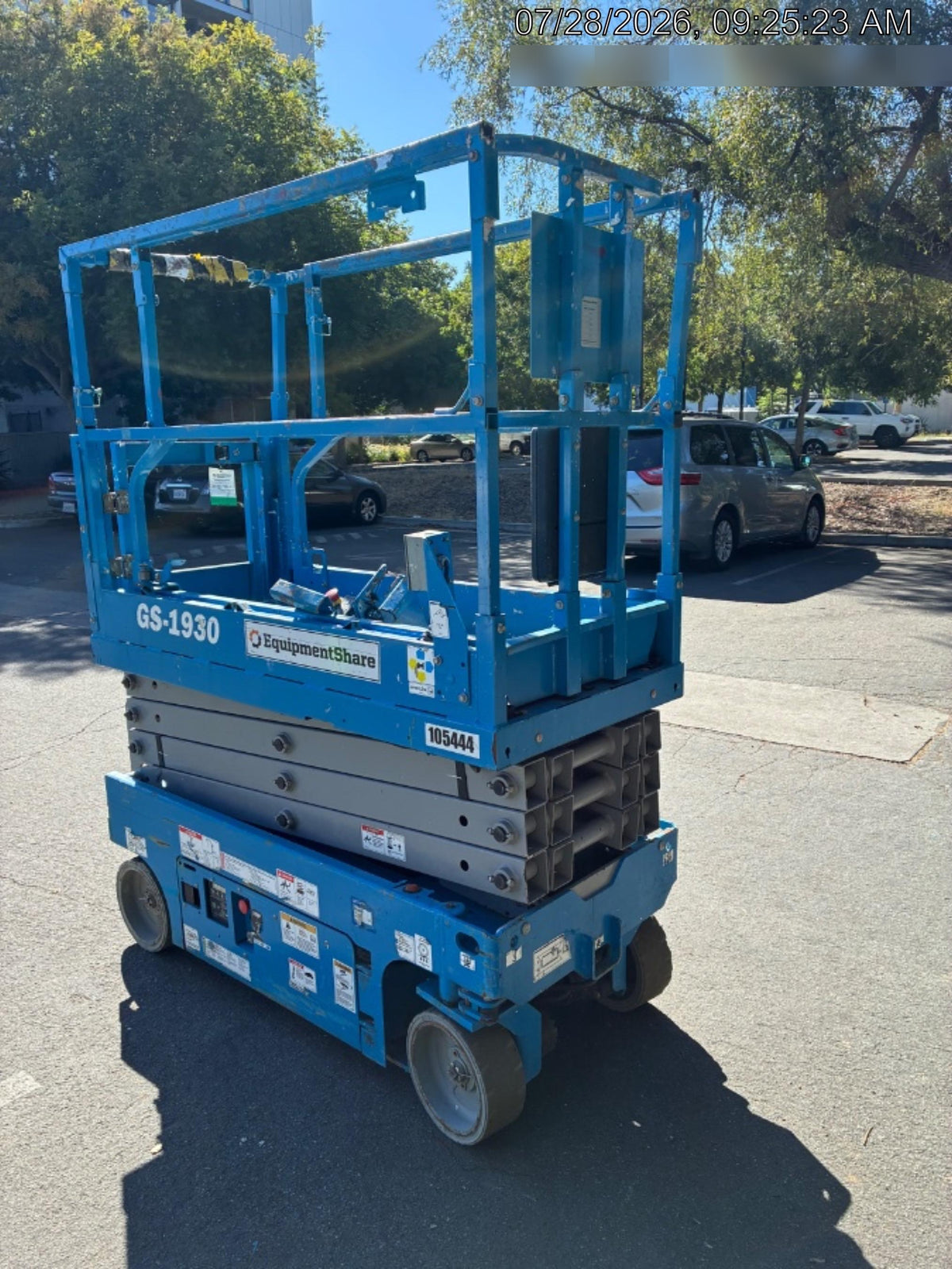 2020 Genie GS-1930 Solid Non Marking Tires, Beacon, Folding rails with half height swing gate, 800W Inverter