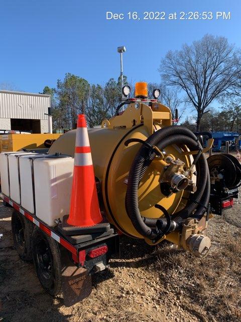 2023 VAC-TRON LP573XDT