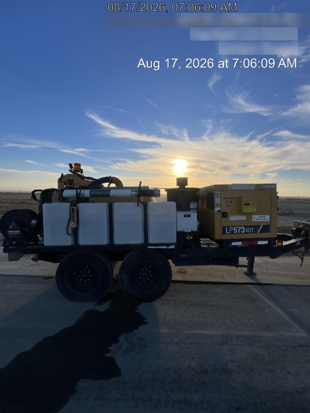 2022 VAC-TRON LP573XDT