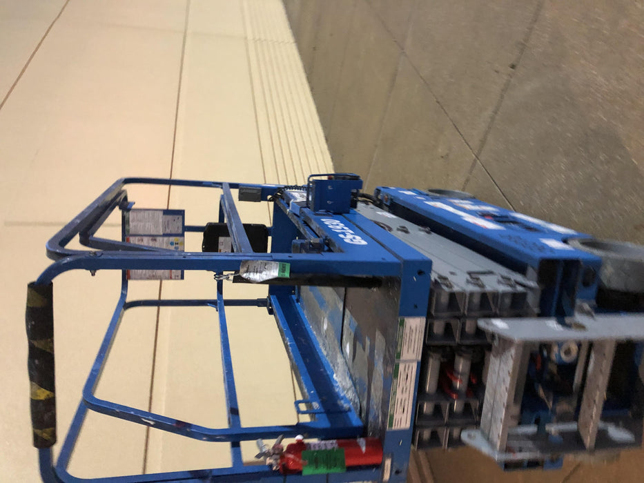 2019 Genie GS-1930 Fixed Rails with Chain Entry