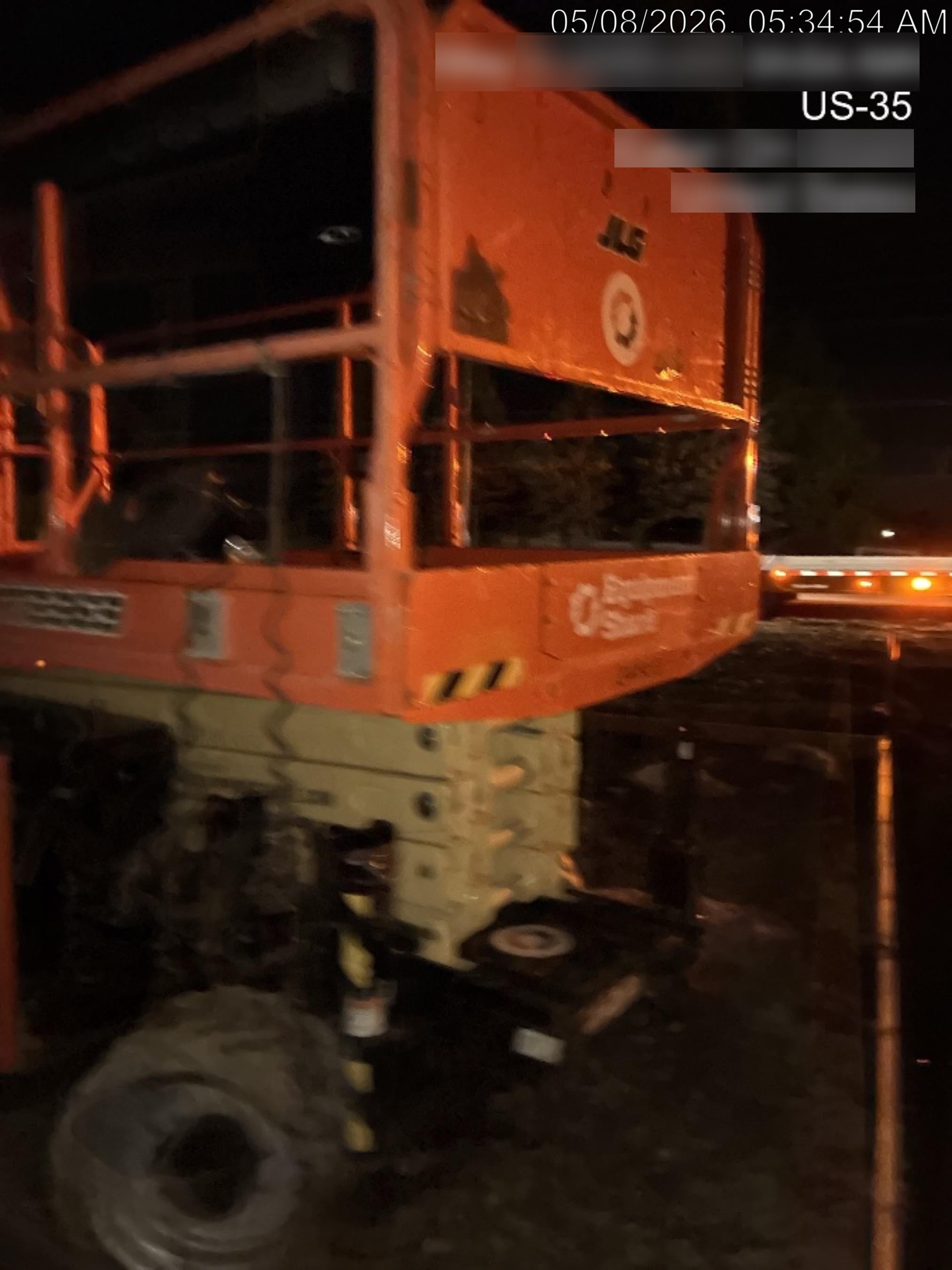 2022 JLG RT3369