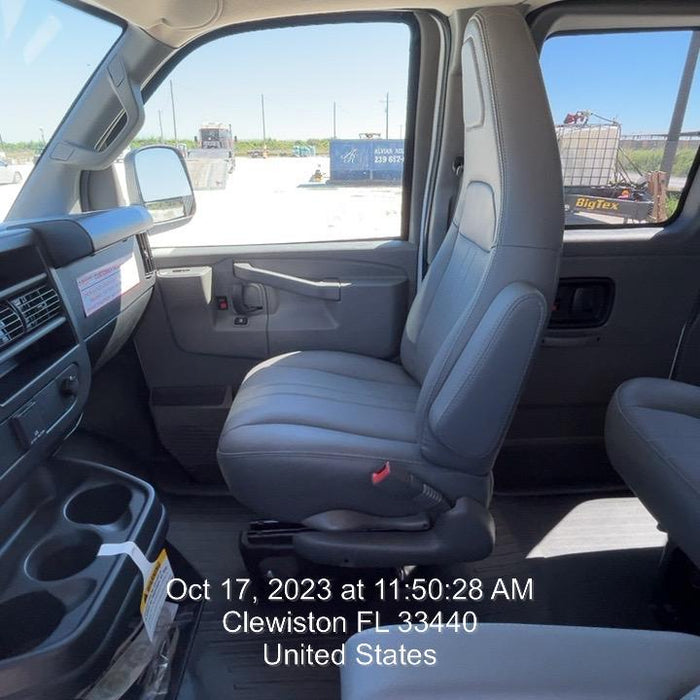 2023 CHEVROLET Express Van - Rental