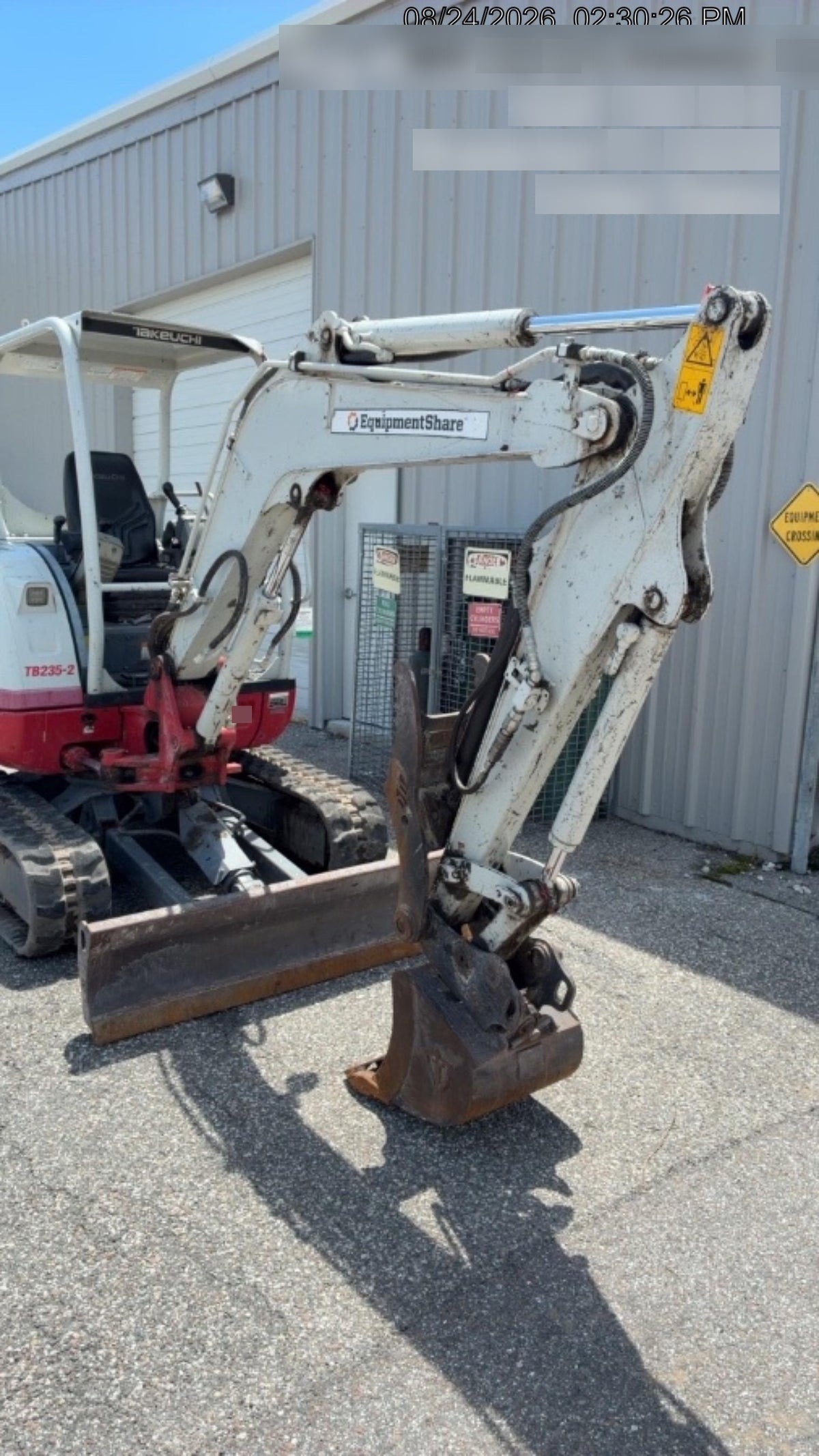2022 TAKEUCHI TB235-2R