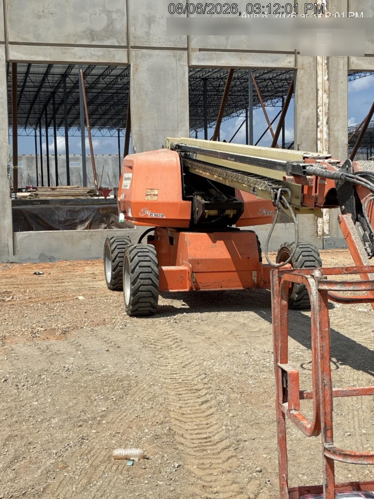 2019 JLG 660SJ