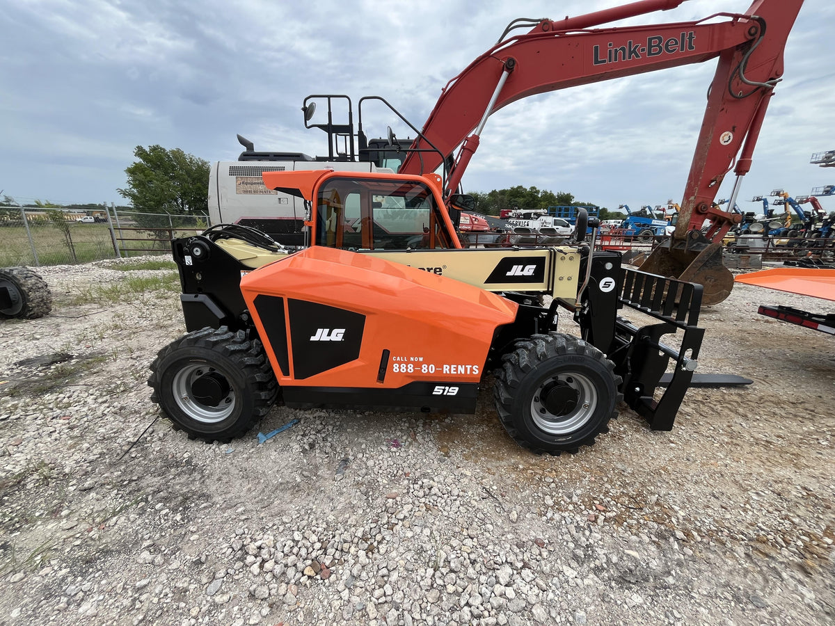 2026 JLG 519