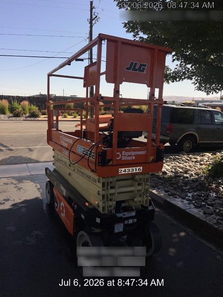 2022 JLG ES2632