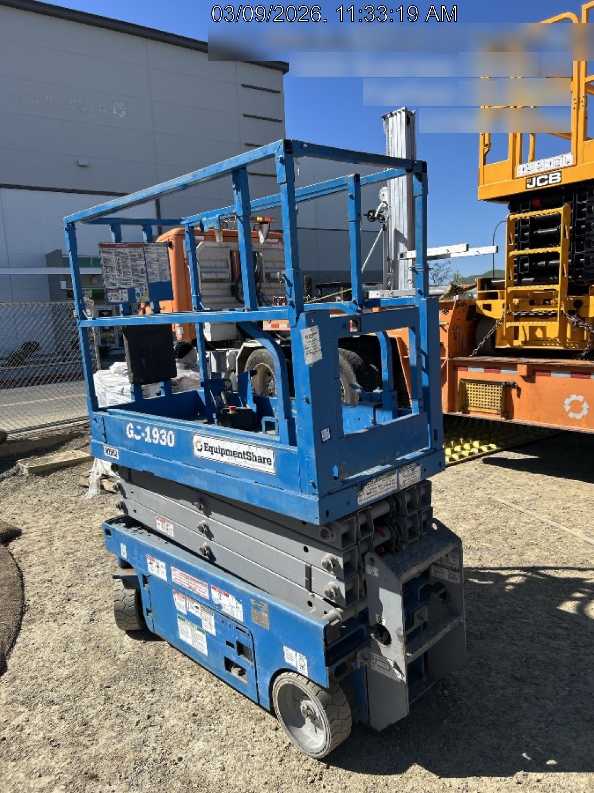 2020 Genie GS-1930 Solid Non Marking Tires, Beacon, Folding rails with half height swing gate, 800W Inverter