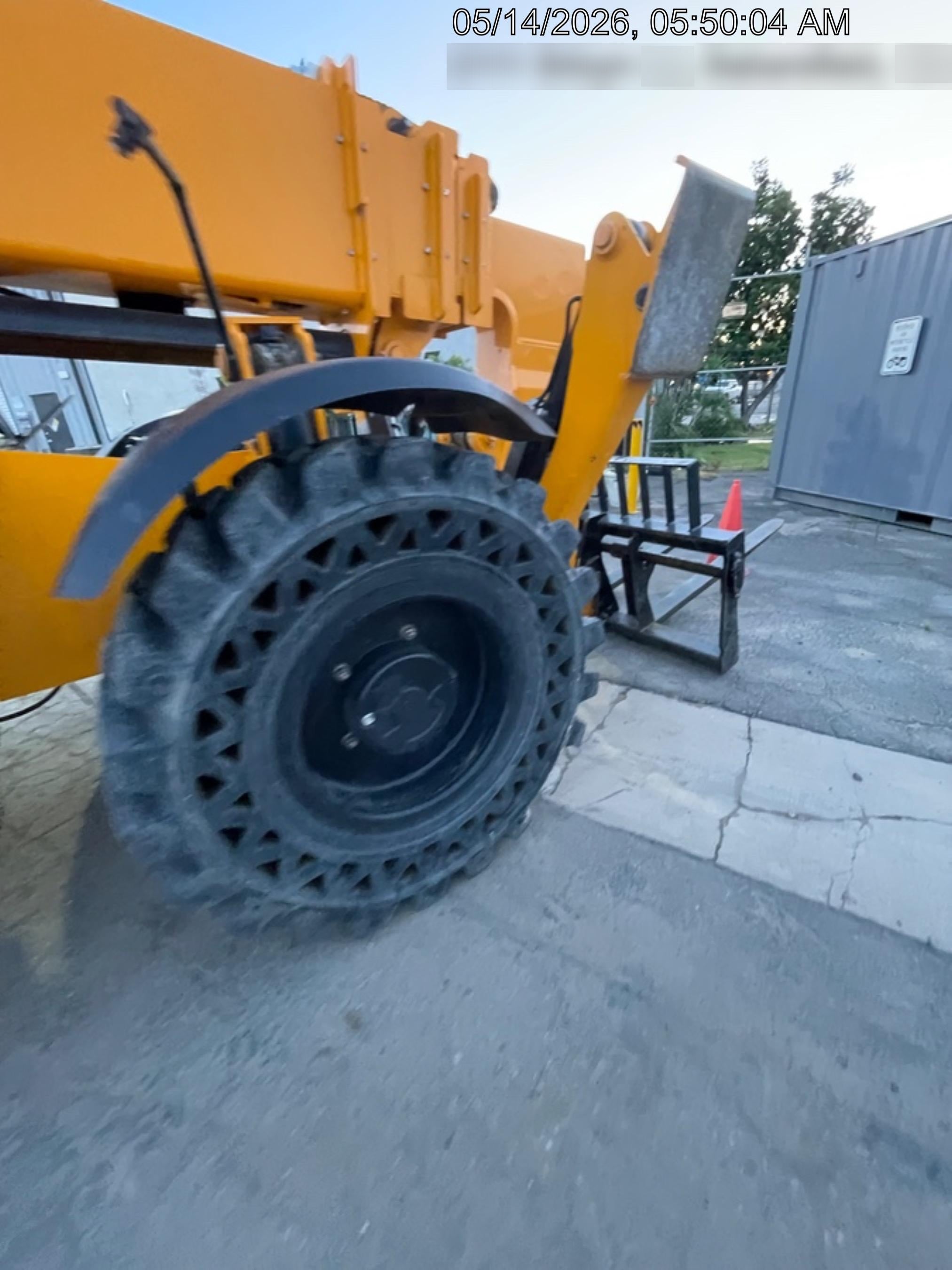 2023 JCB 510-56