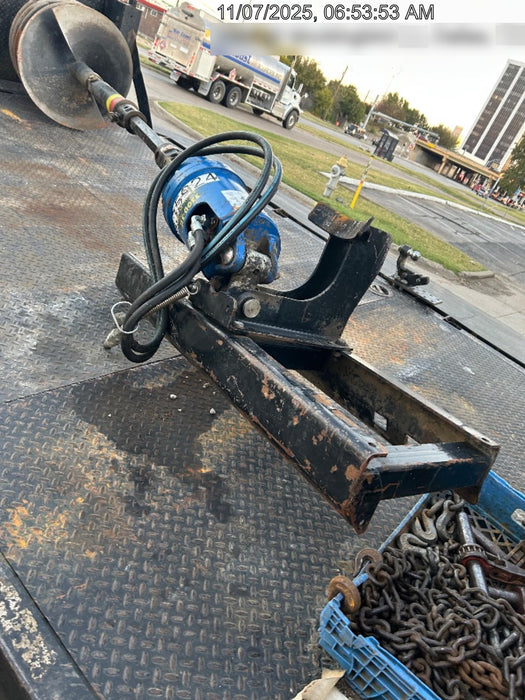 2023 AUGER TORQUE 3300-30