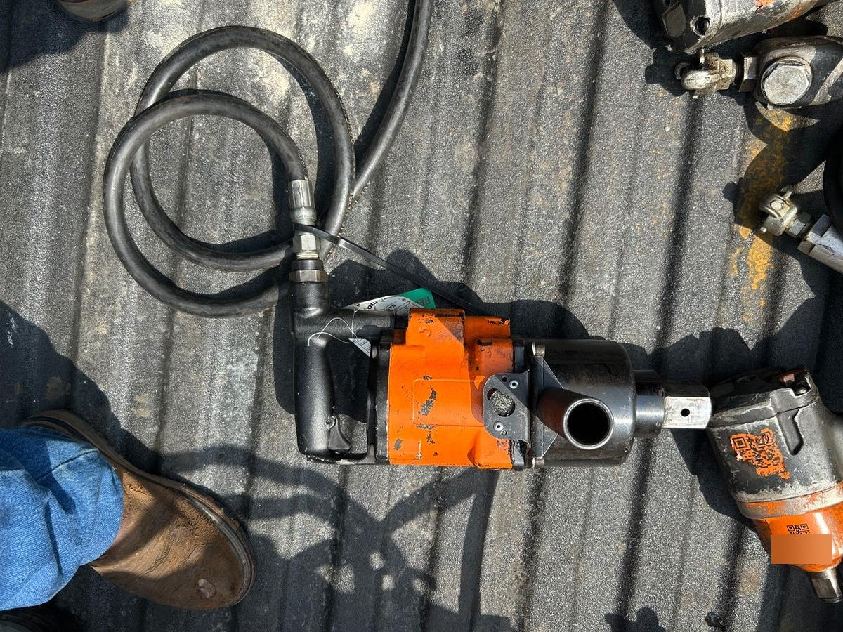 2023 MICHIGAN PNEUMATIC ES-4955B2-TRACKER