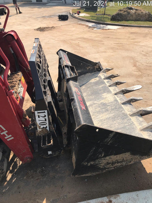 2021 PALADIN 48" Pallet Forks - Paladin