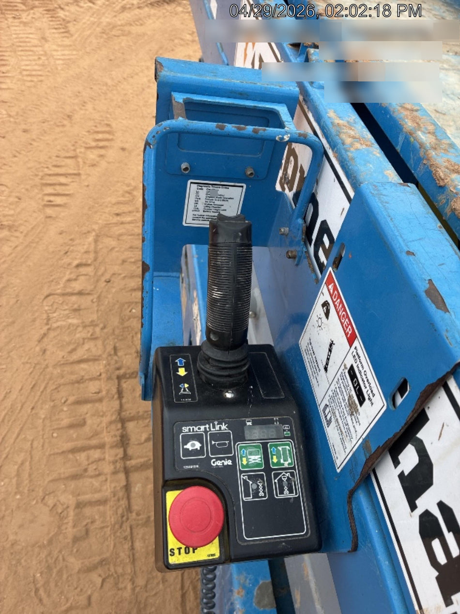 2022 GENIE GS-2632