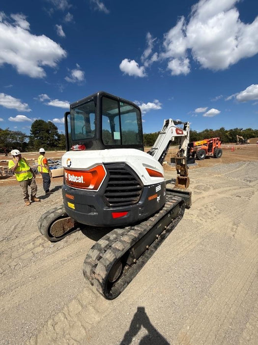 2022 Bobcat E50 Cab/Heat/Air, Rubber Tracks, Manual QC, Hydraulic Thumb