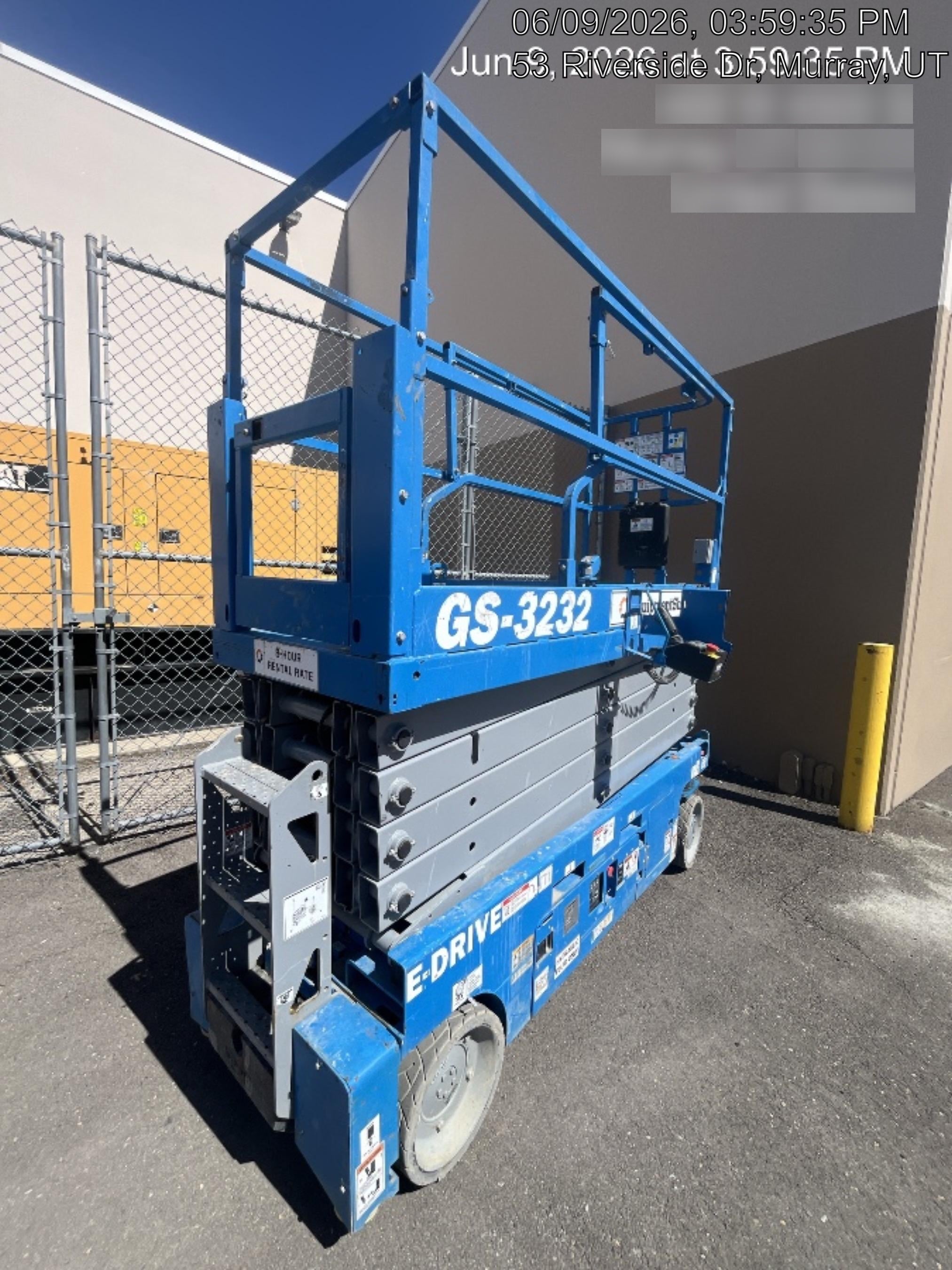 2022 GENIE GS-3232