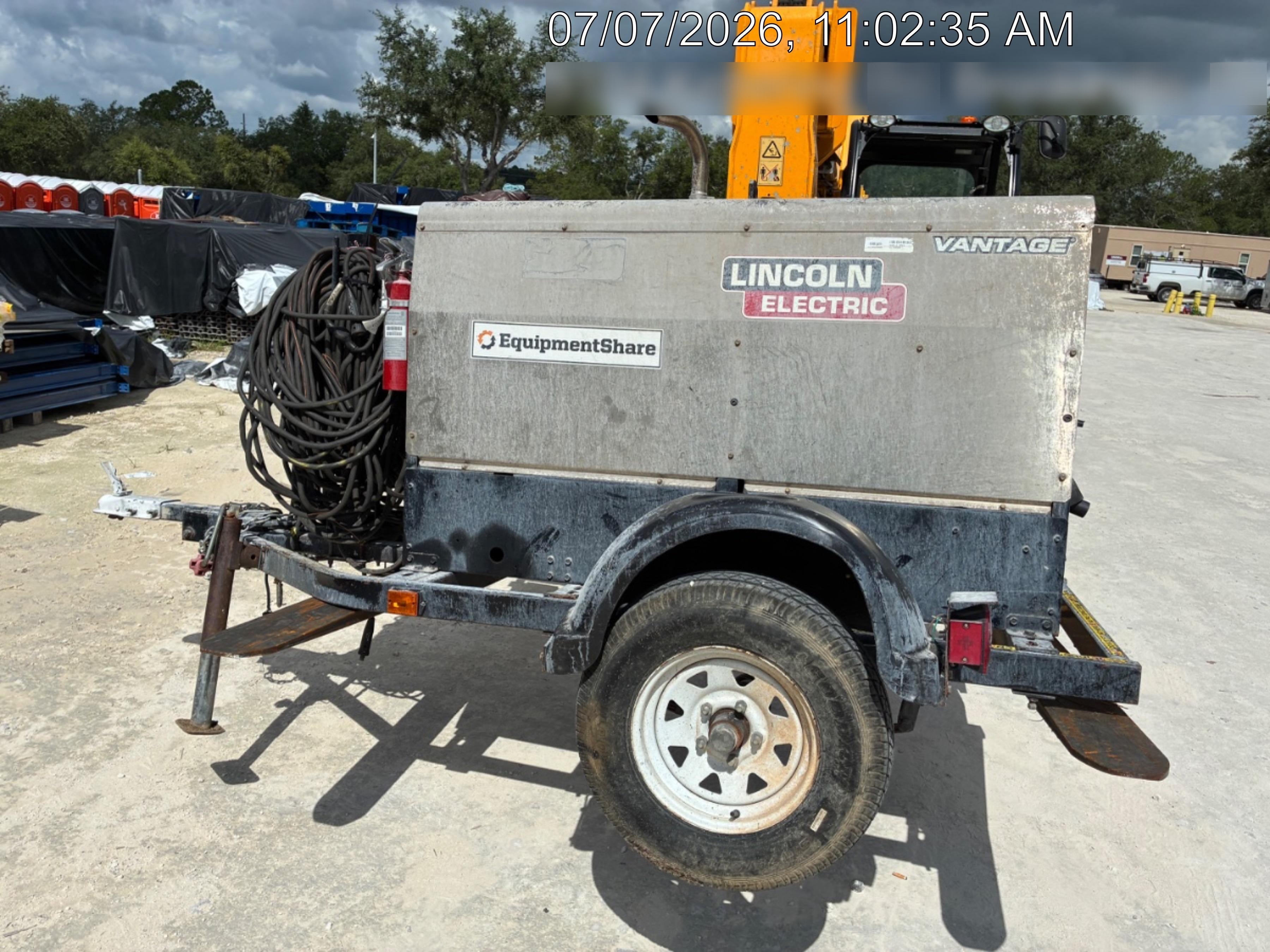 2019 Lincoln Electric Vantage 322 Welder Ready-Pak 3, Two wheel trailer, Fender and Light kit, Cable Rack