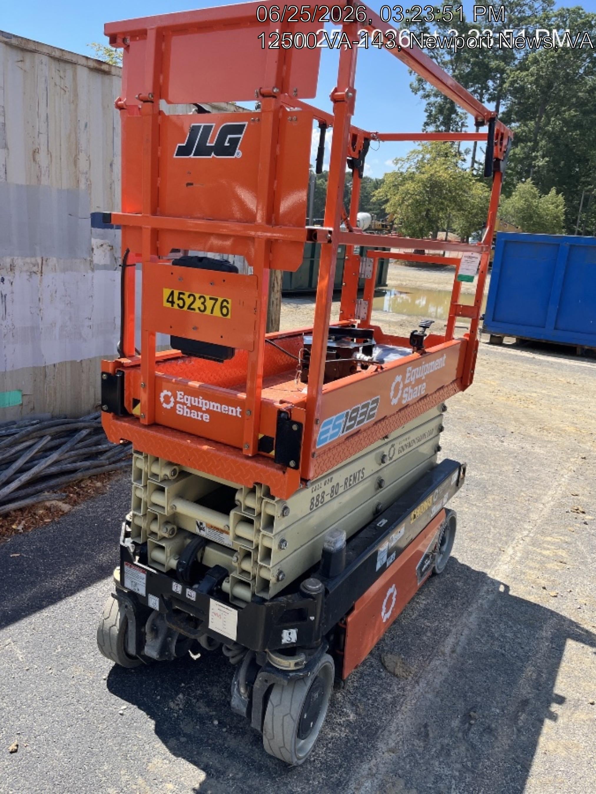 2024 JLG ES1932