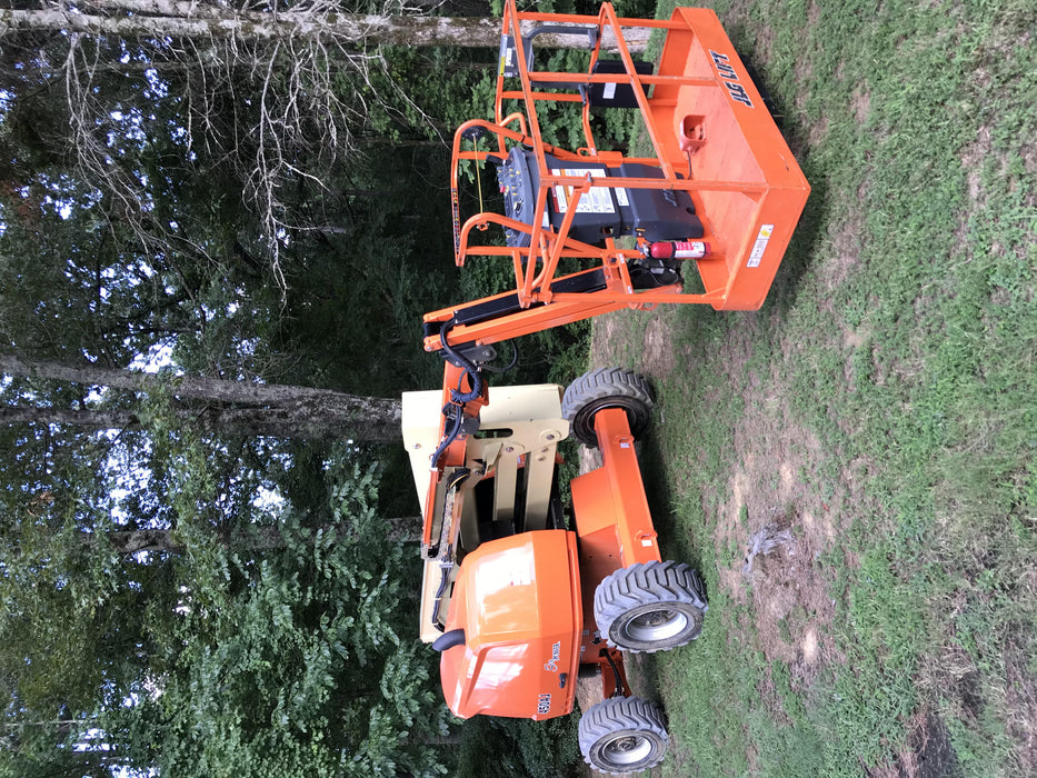 2019 JLG 450AJ