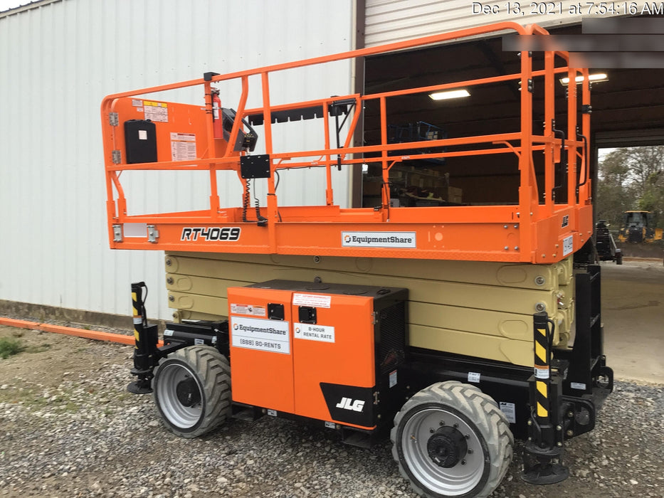 2021 JLG RT4069