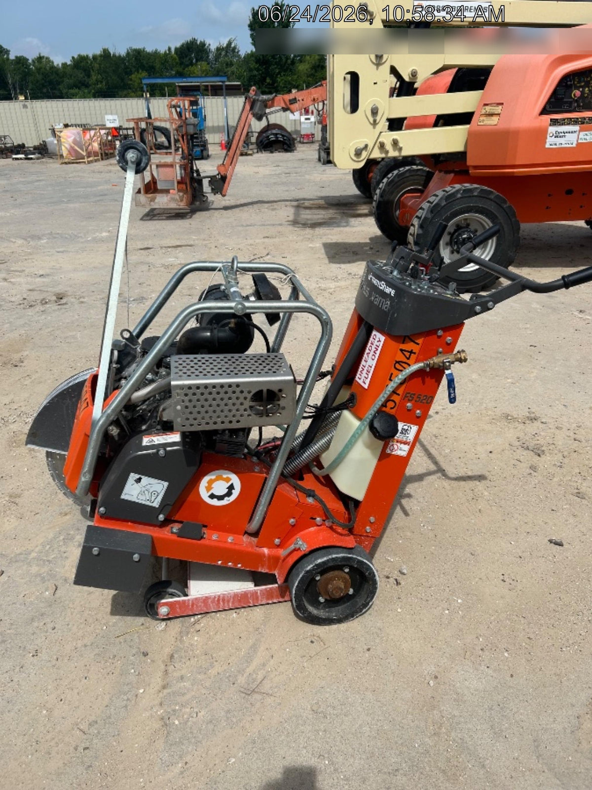2025 HUSQVARNA FS520