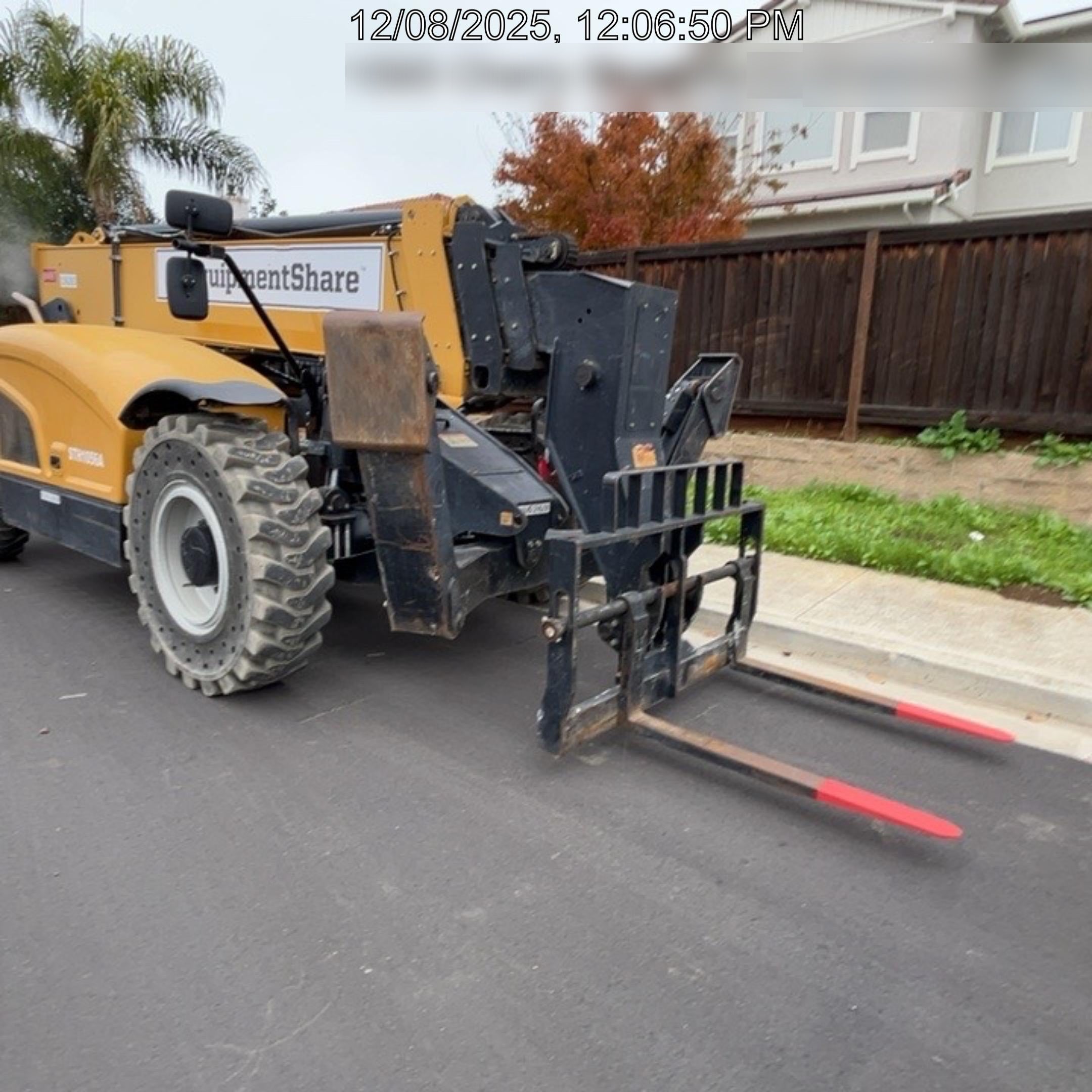 2021 SANY STH1056