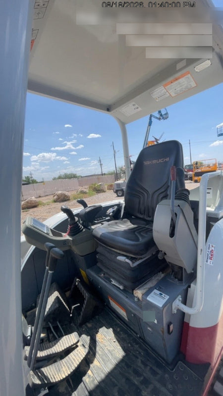 2022 TAKEUCHI TB235-2R