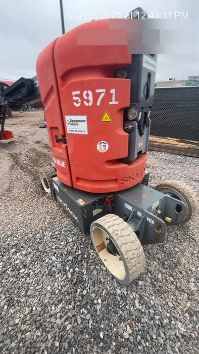 2017 SKYJACK SJ30 AJE