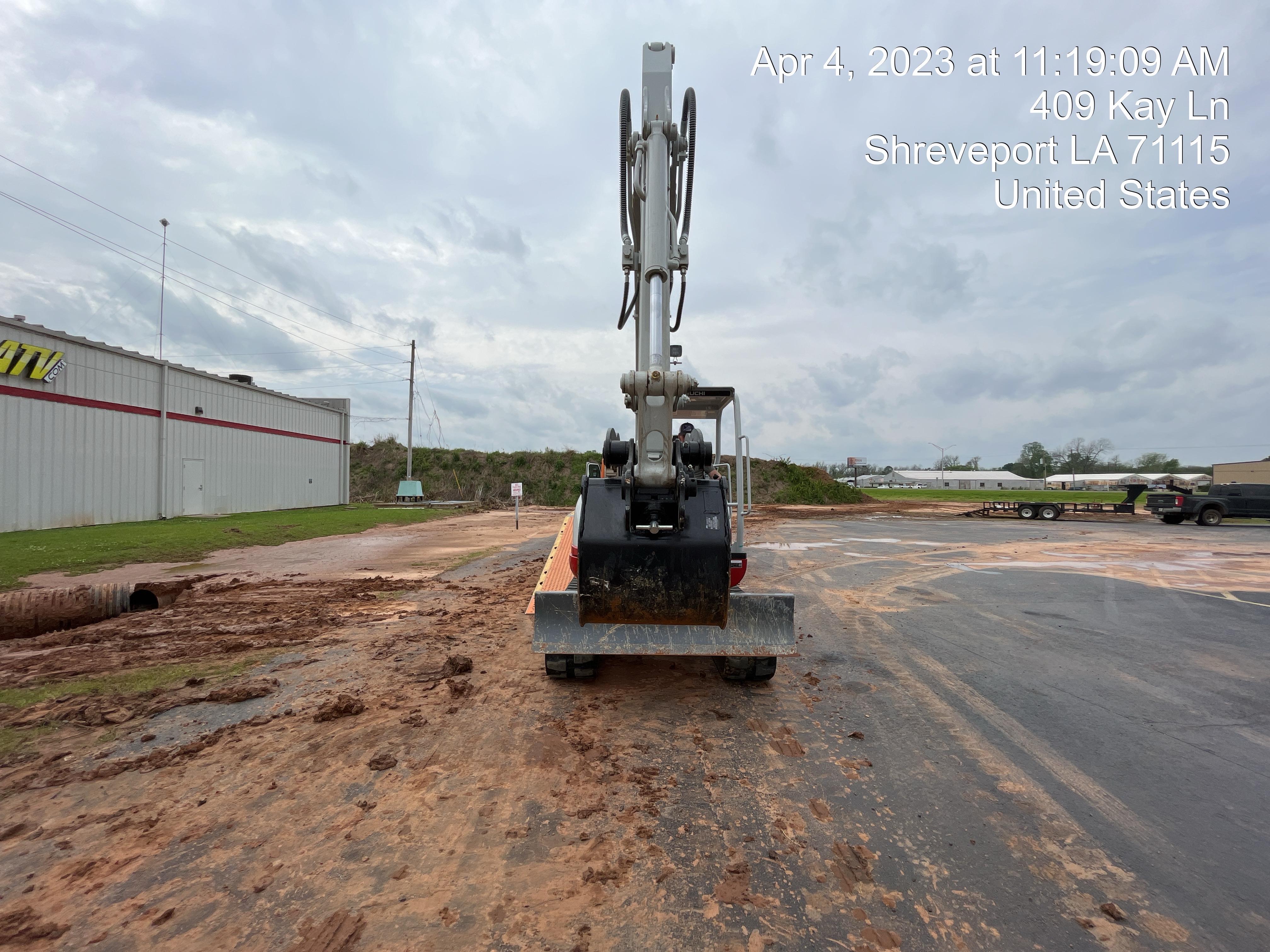 2023 TAKEUCHI TB250-2R
