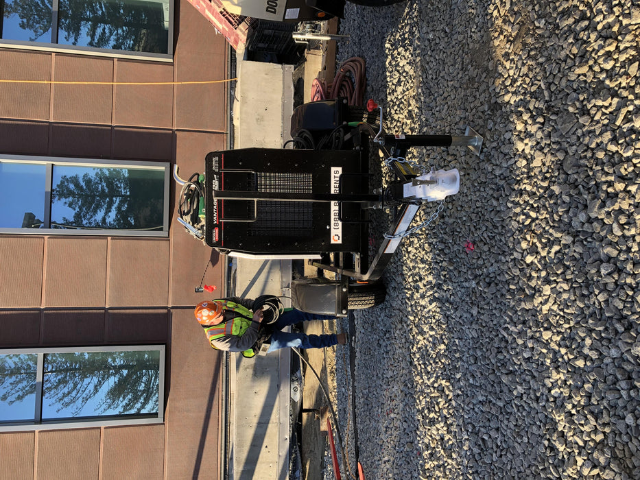 2019 Lincoln Electric Vantage 322 Welder Ready-Pak 3, Two wheel trailer, Fender and Light kit, Cable Rack