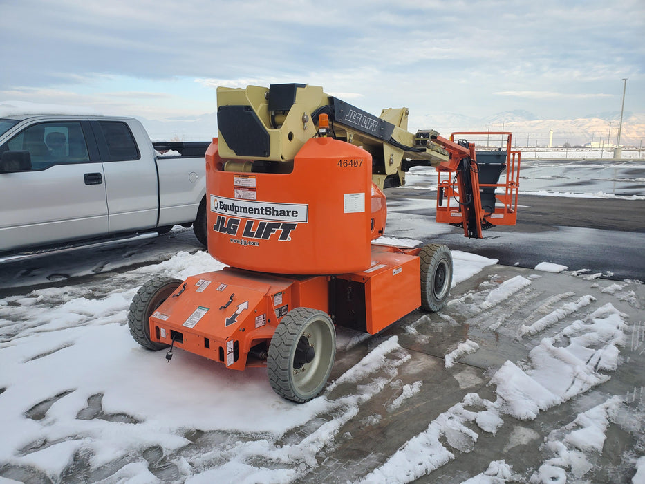 2019 JLG E400AJPN