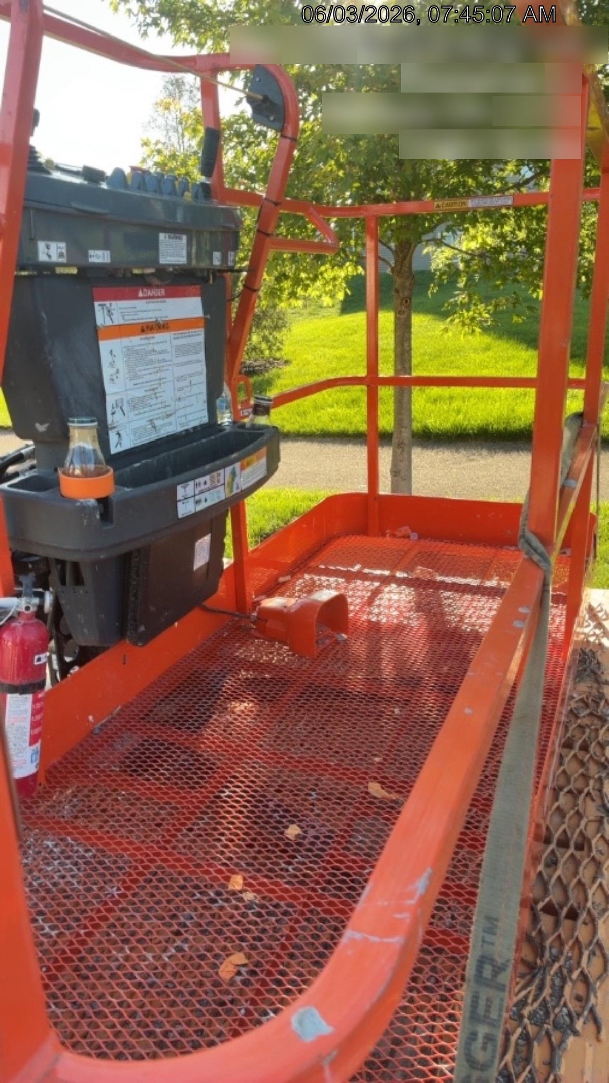 2025 JLG 660SJ
