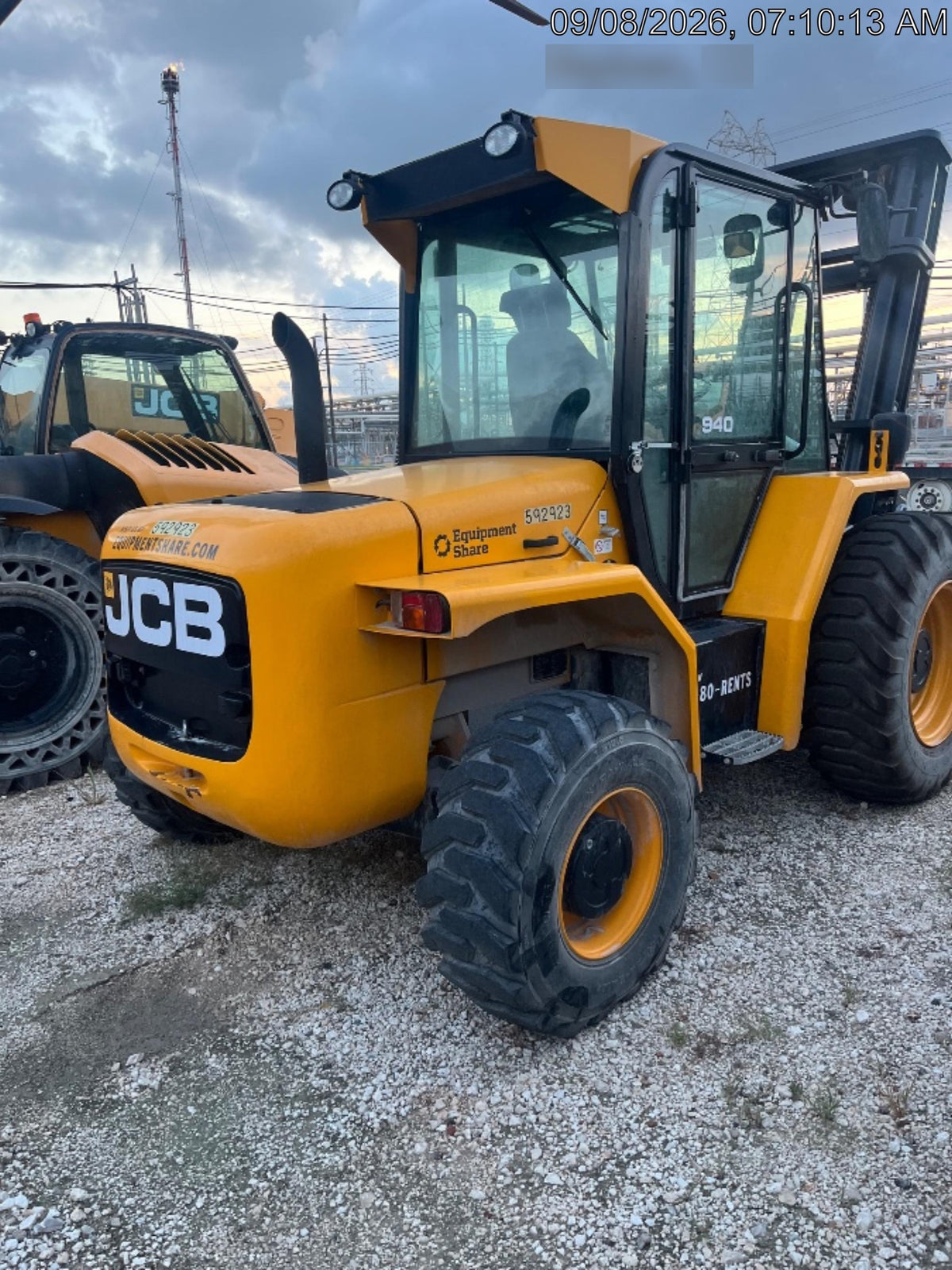 2025 JCB 940-4