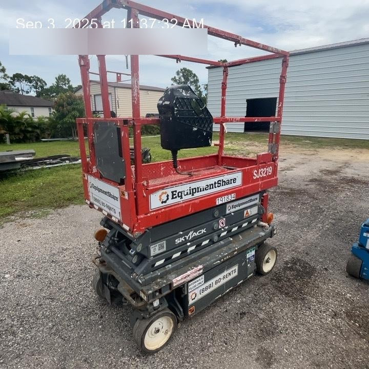 2021 SKYJACK SJ3219