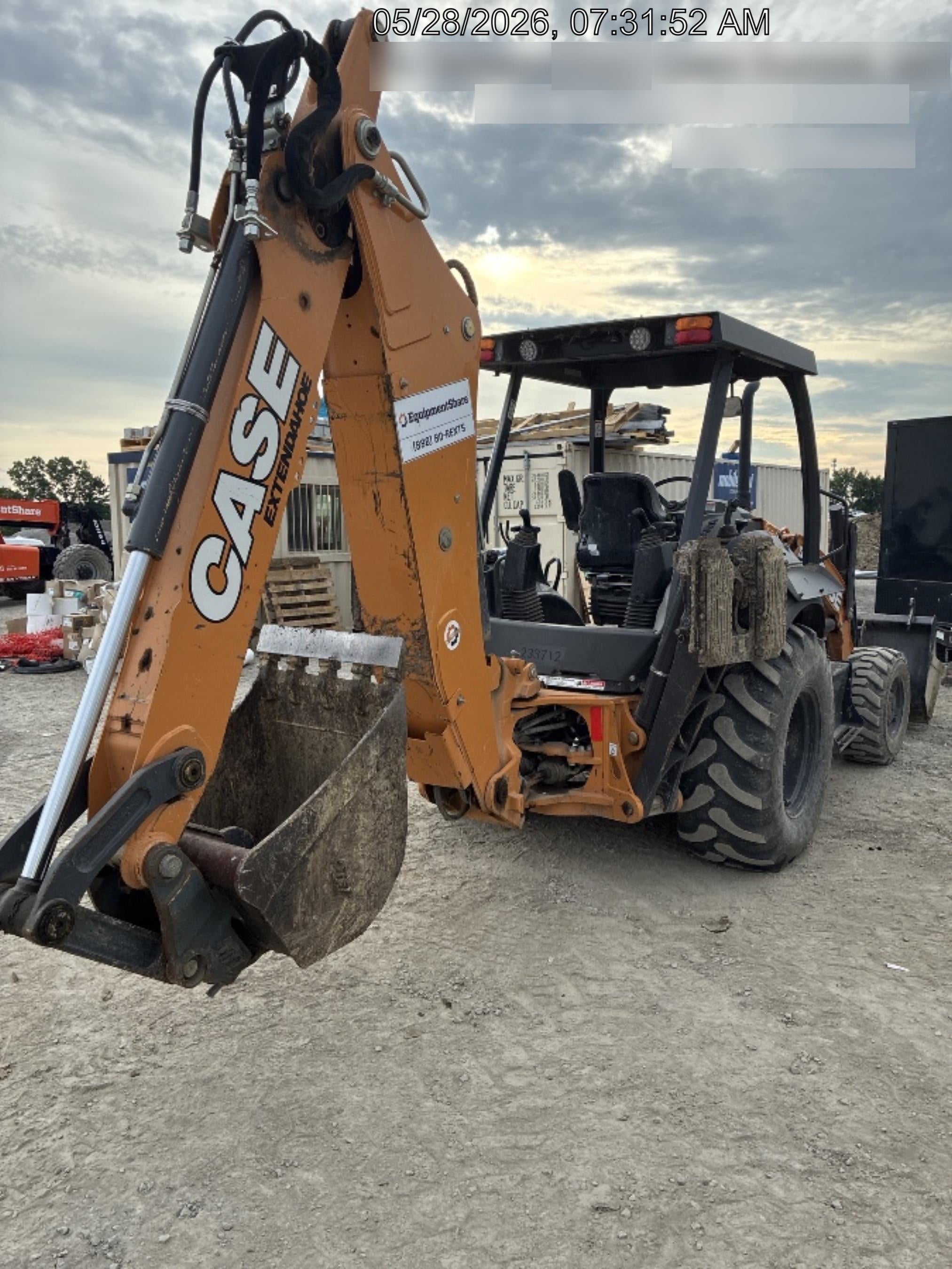 2022 CASE 580N EP - Extendable Backhoe