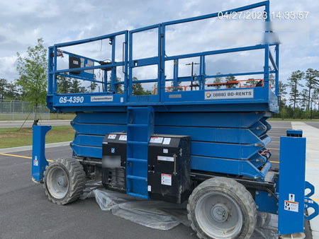 2020 GENIE GS-4390 RT