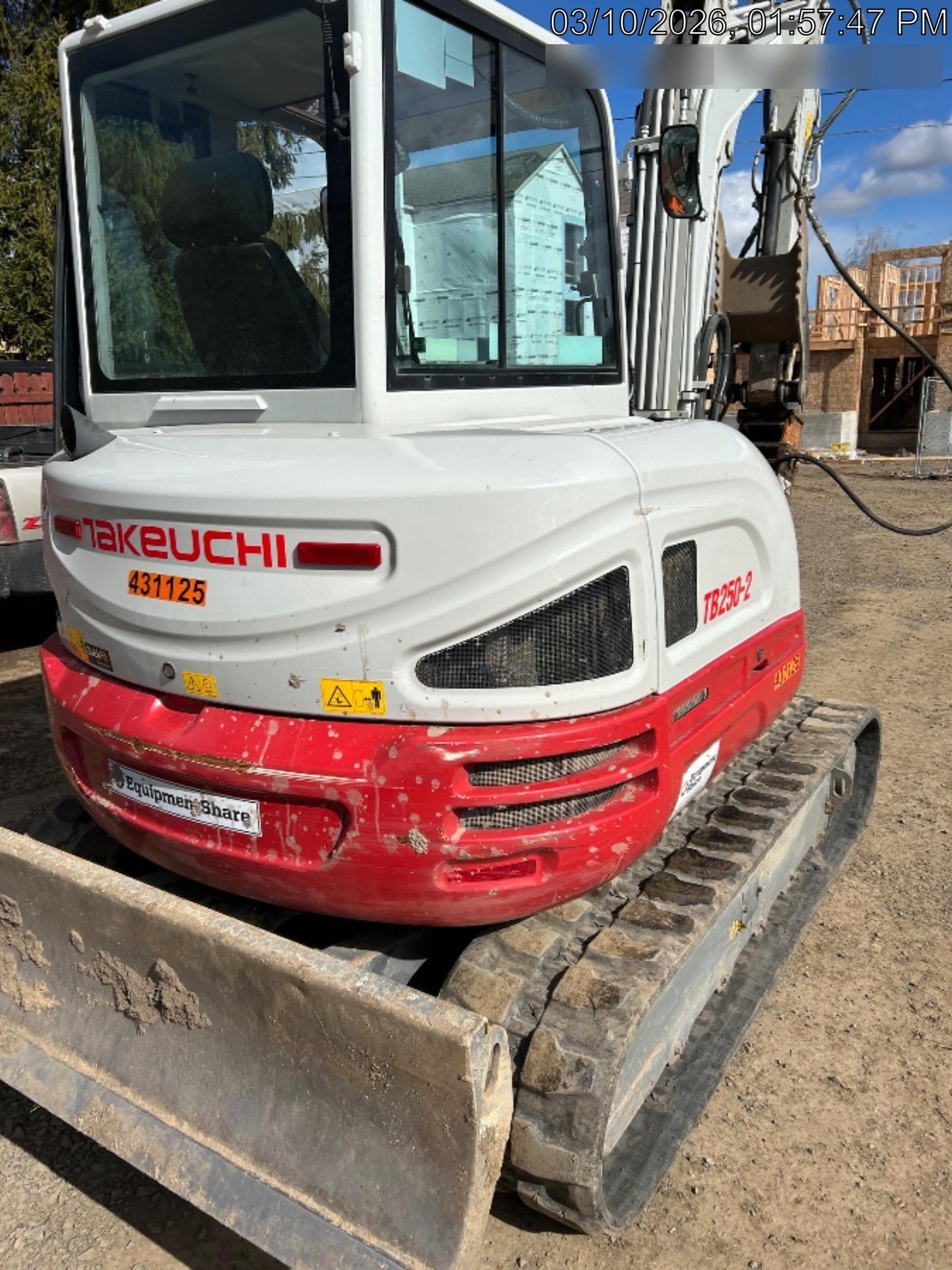 2024 TAKEUCHI TB250-2CR