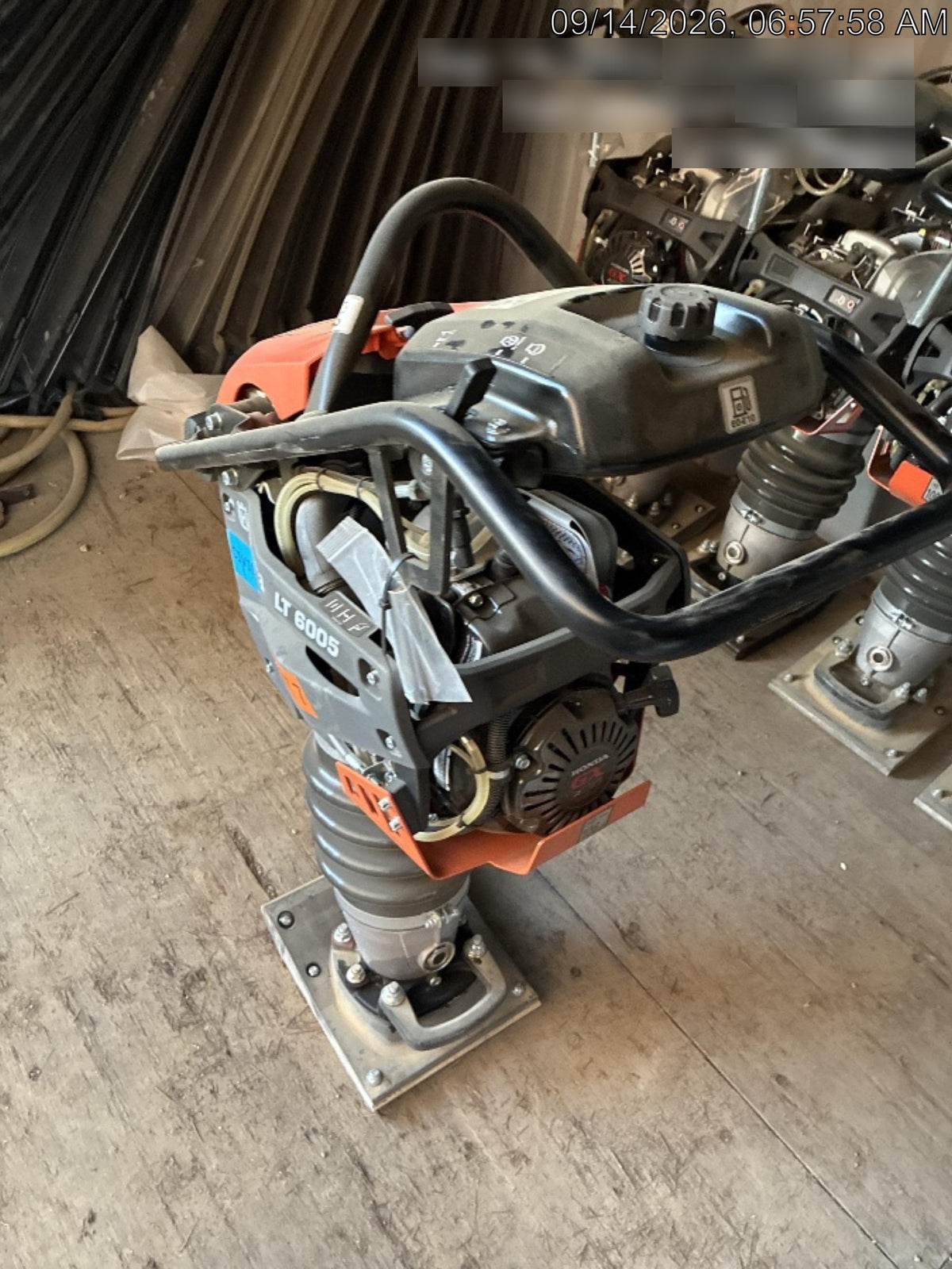 2026 HUSQVARNA LT6005