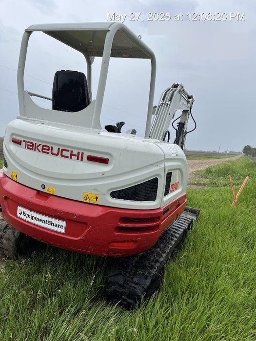 2019 TAKEUCHI TB240
