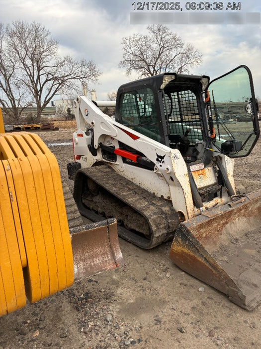 2021 BOBCAT T740