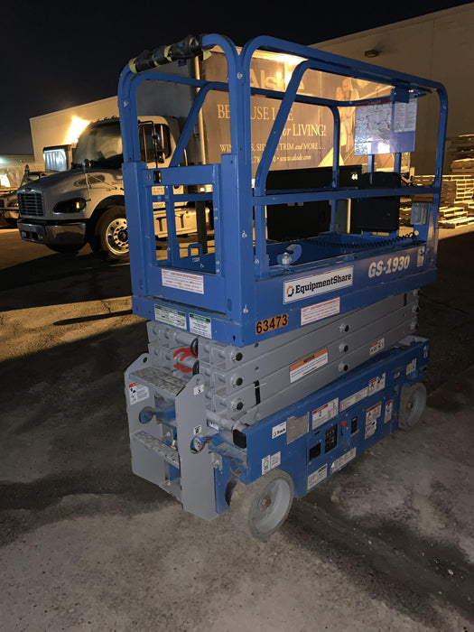 2020 Genie GS-1930 Solid Non Marking Tires, Beacon, Folding rails with half height swing gate
