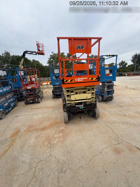 2022 JLG ES3246