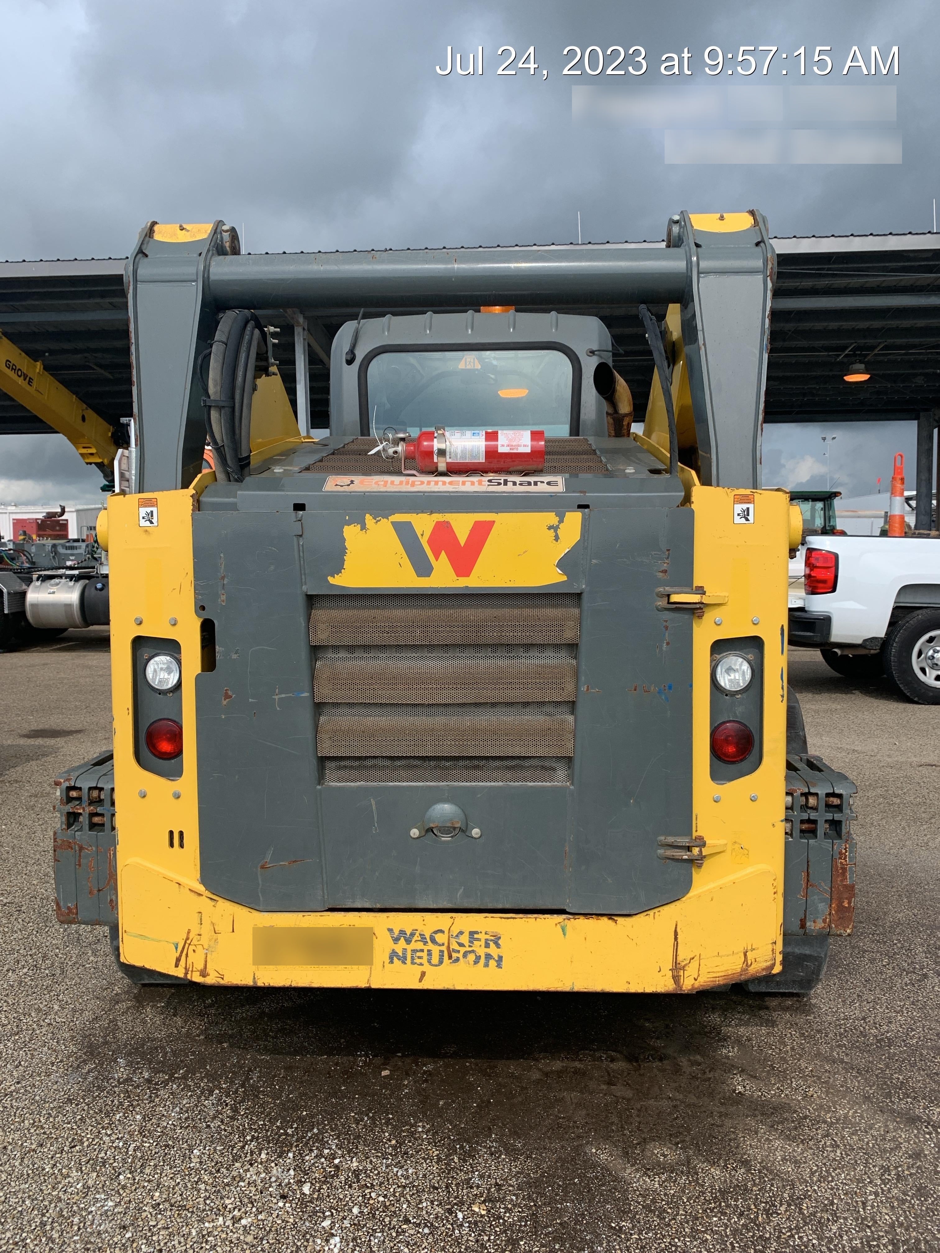 Wacker Neuson ST45 14-Pin Attachment Control T3 Bucket Leveling, Ride Control, CAB/Heat, A/C, Cyclonic Engine Pre-Cleaner, Block Heater (110v) T4F, Counter Weights, Dual Beam Work Lights,  Radio, Back-Up Camera, Zero-Drift Hydraulic Valve, Foot Throttle, 4 Way Flasher Kit, Scavenger Air Cleane, Synthetic Hydraulic Oil, High Flow LF	Hydraulic Coupler SSL/CTL