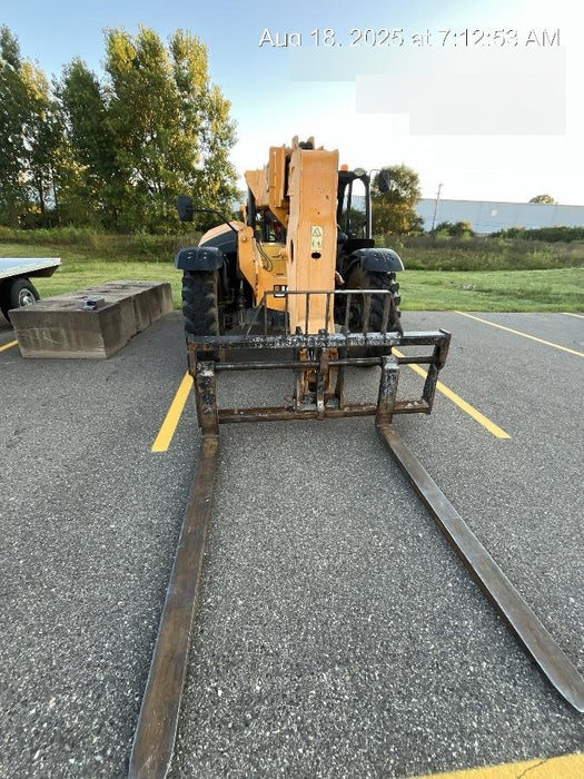 2019 JCB 506-36 Canopy, 74 HP, FF Tires, STD Worklight, Beacon, Aux Hydraulics, Lifting Eye, Back up Alarm 48" Carriage/48" Forks