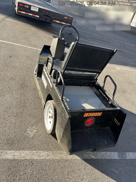 2021 Expeditor Expeditor 3 wheel Expeditor, Steering Wheel, Solid Non marketing tires, Ball Hitch, Front bumper, Painted Black