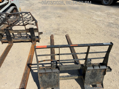 2026 ARROW MATERIAL HANDLING 72" Pallet Forks - Arrow