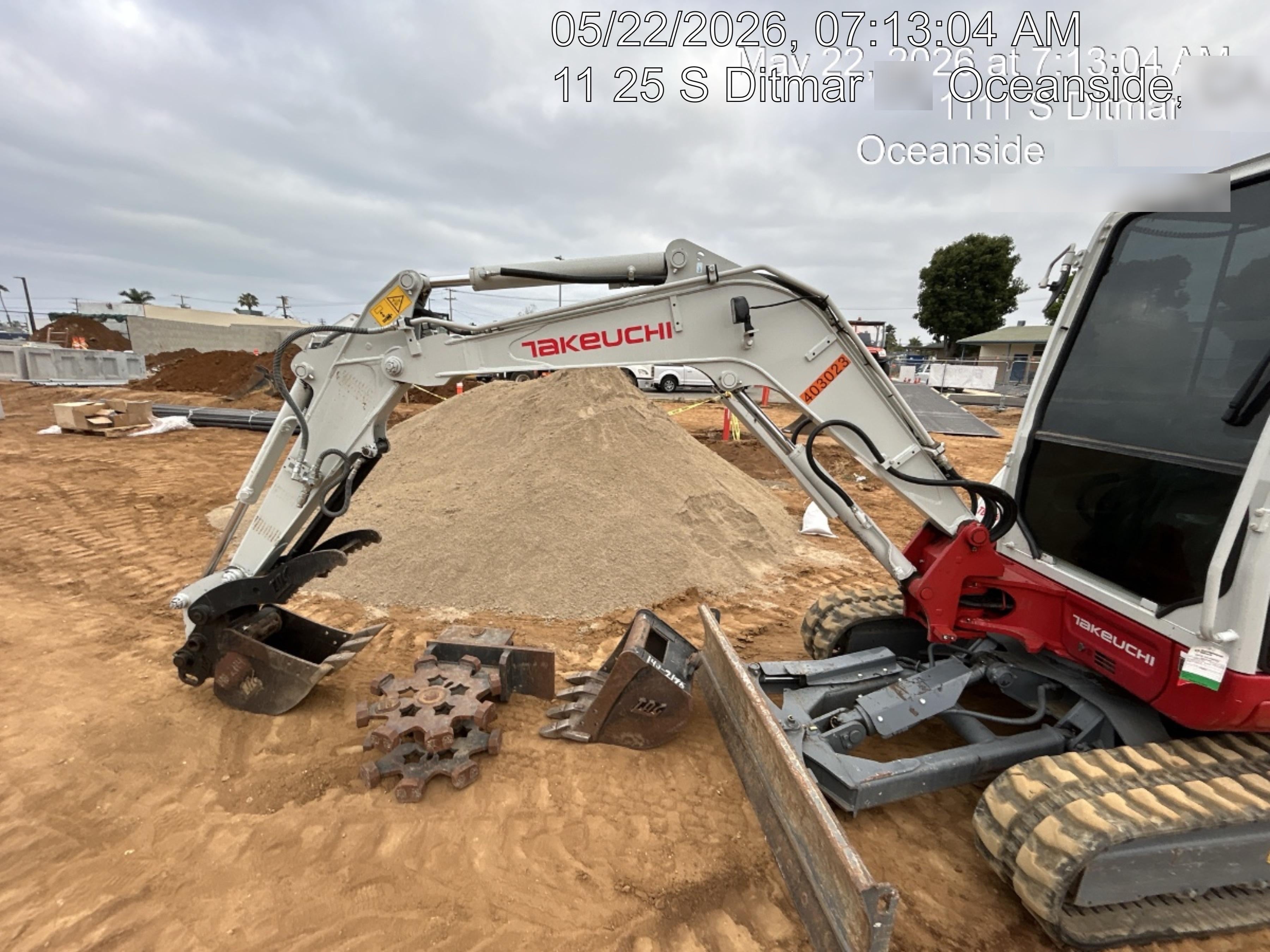 2024 TAKEUCHI TB235-2CRA